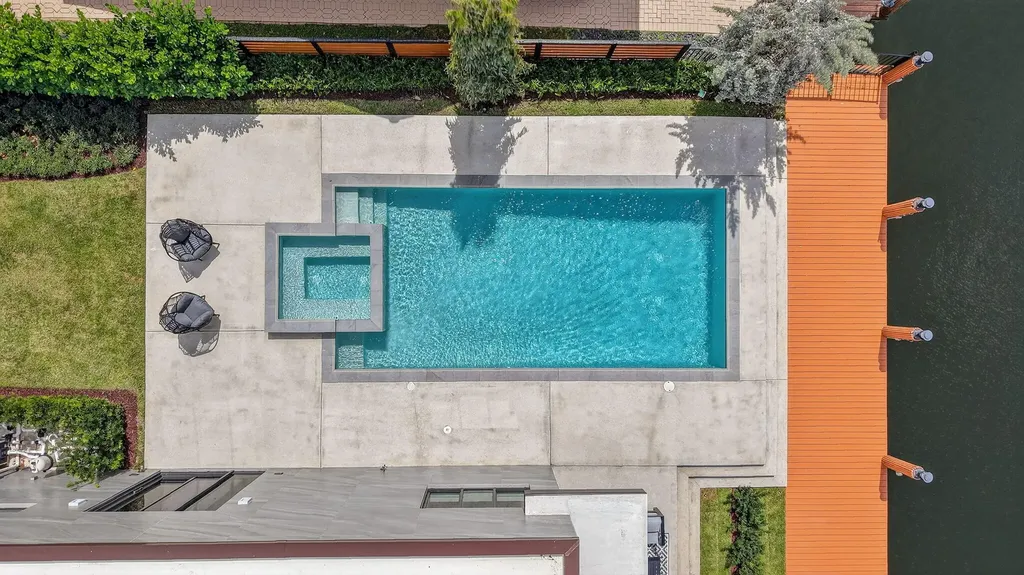 5211 NE 32nd Avenue Fort Lauderdale FL 33308