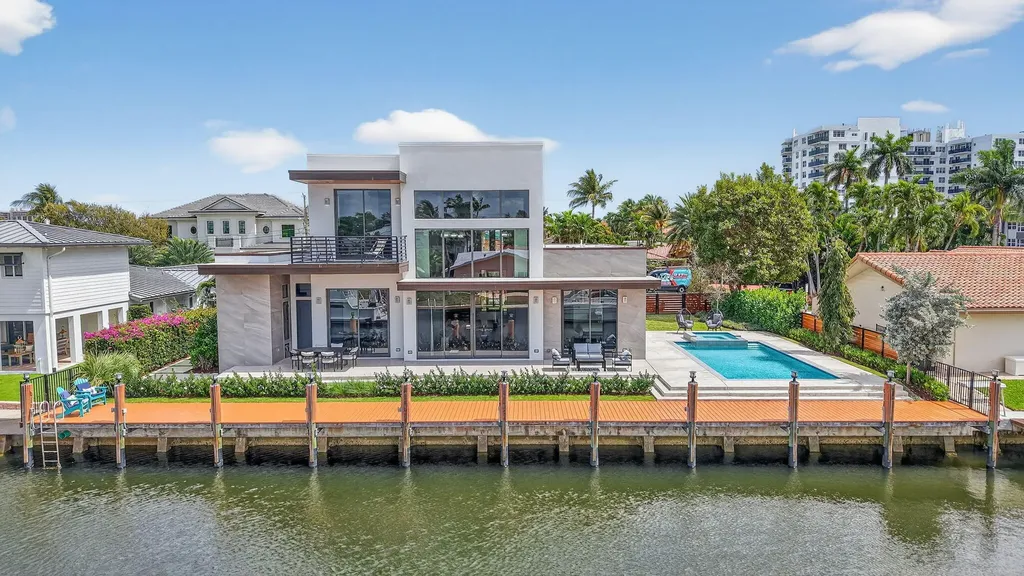 5211 NE 32nd Avenue Fort Lauderdale FL 33308