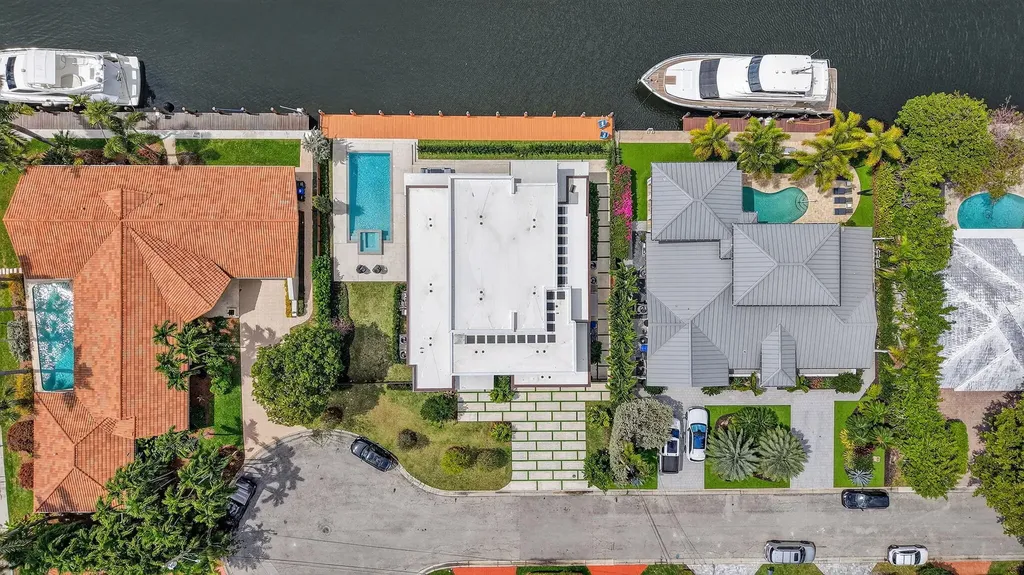 5211 NE 32nd Avenue Fort Lauderdale FL 33308