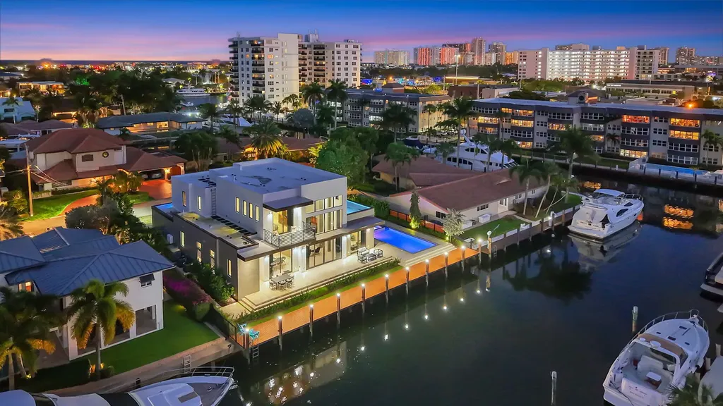 5211 NE 32nd Avenue Fort Lauderdale FL 33308