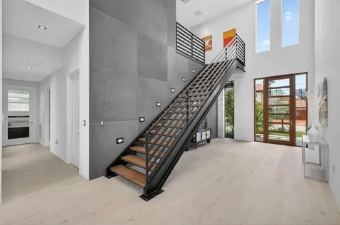 5211 NE 32nd Avenue Fort Lauderdale FL 33308
