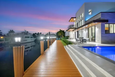 5211 NE 32nd Avenue Fort Lauderdale FL 33308