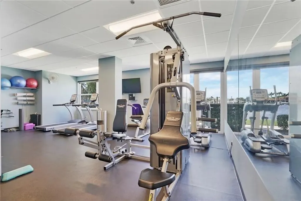 77 S Birch Road Fort Lauderdale FL 33316