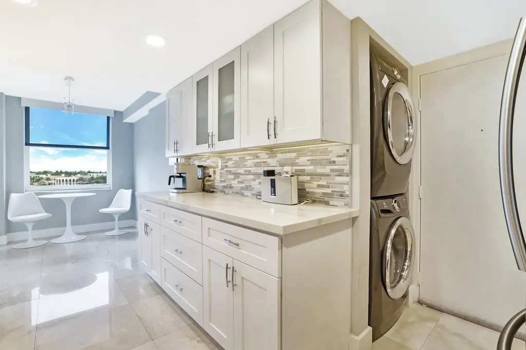 77 S Birch Road Fort Lauderdale FL 33316