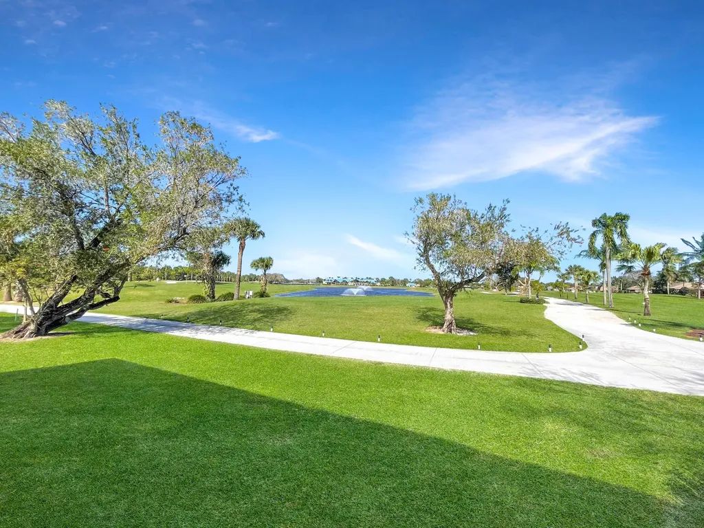 13403 Touchstone Place Palm Beach Gardens FL 33418