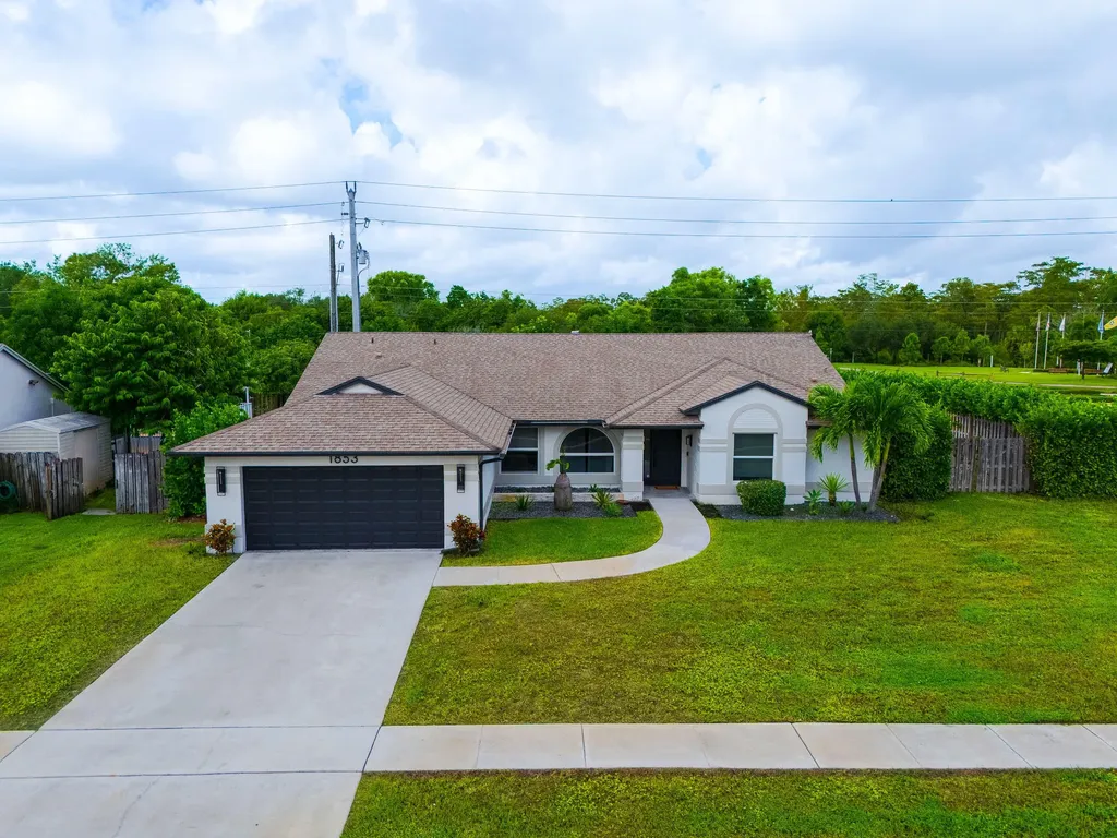 1853 Shower Tree Way Wellington FL 33414