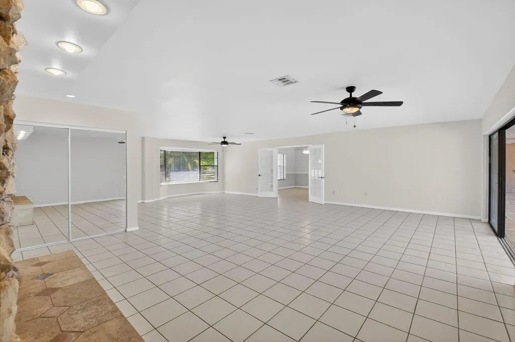 10157 La Reina Road Delray Beach FL 33446