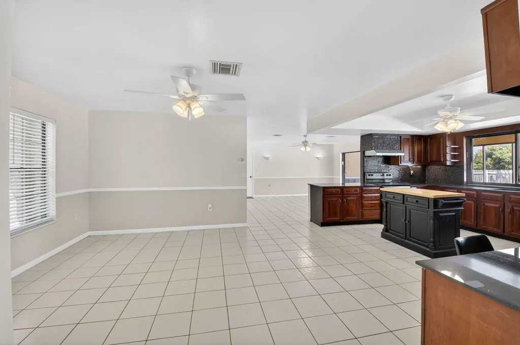 10157 La Reina Road Delray Beach FL 33446