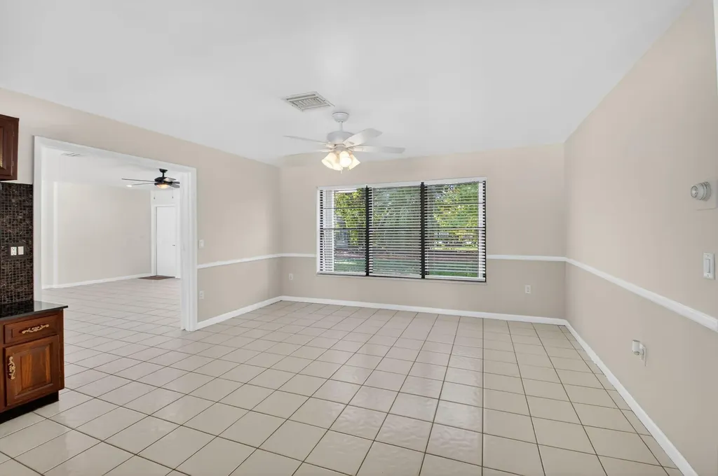 10157 La Reina Road Delray Beach FL 33446
