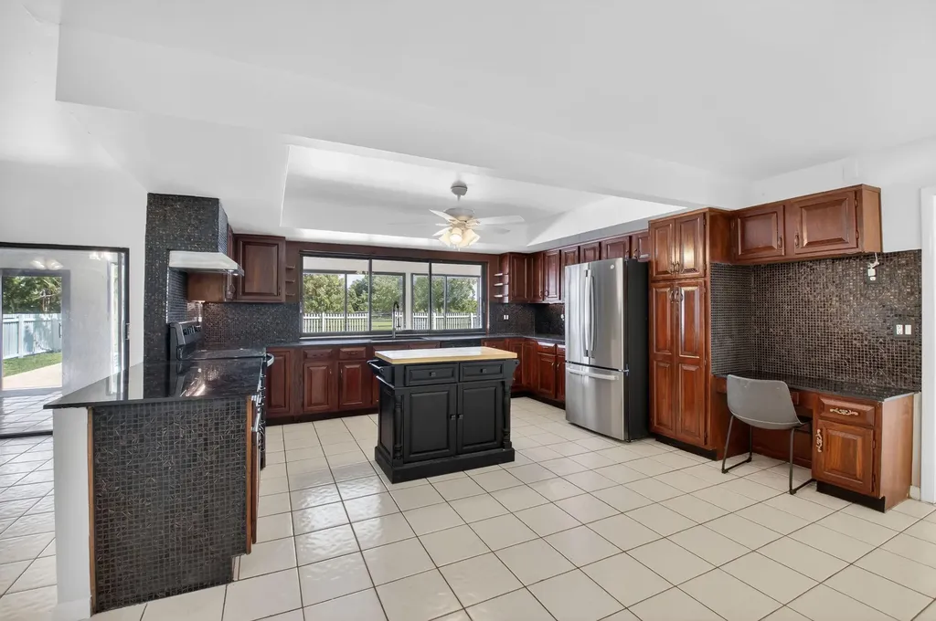 10157 La Reina Road Delray Beach FL 33446