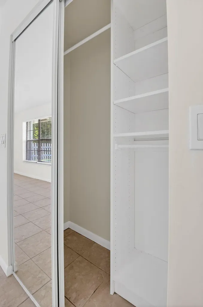 10157 La Reina Road Delray Beach FL 33446