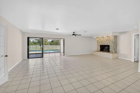 10157 La Reina Road Delray Beach FL 33446