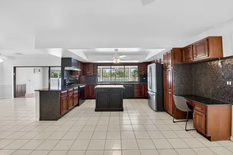 10157 La Reina Road Delray Beach FL 33446