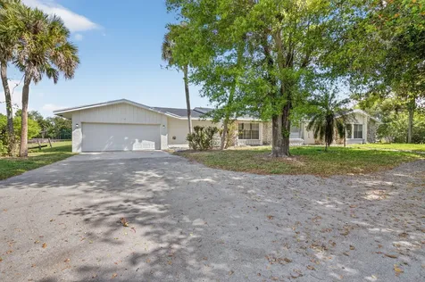 10157 La Reina Road Delray Beach FL 33446