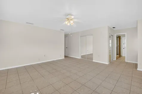 10157 La Reina Road Delray Beach FL 33446