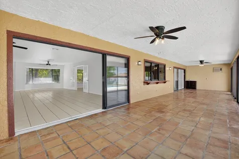 10157 La Reina Road Delray Beach FL 33446