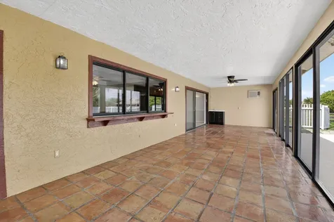 10157 La Reina Road Delray Beach FL 33446
