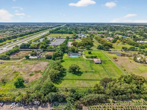 10157 La Reina Road Delray Beach FL 33446