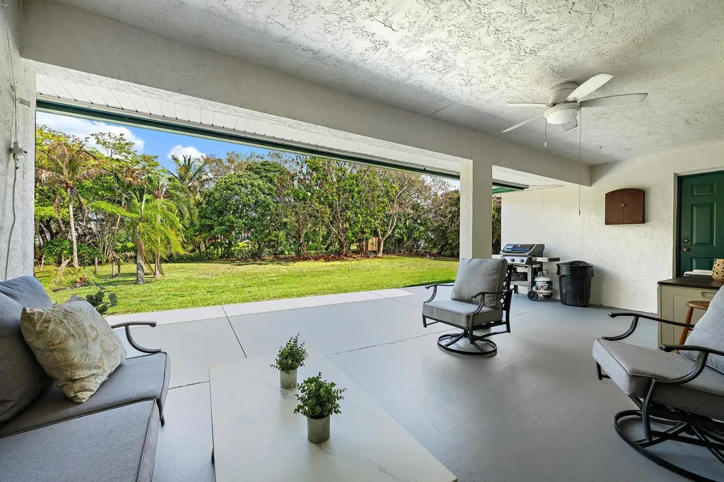 13721 86th Road N West Palm Beach FL 33412