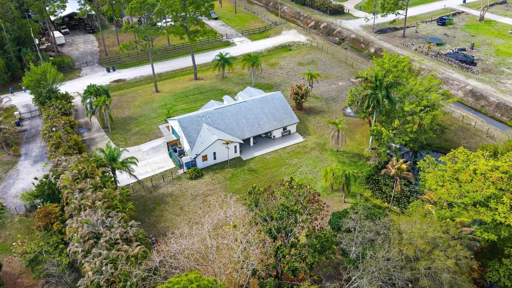 13721 86th Road N West Palm Beach FL 33412