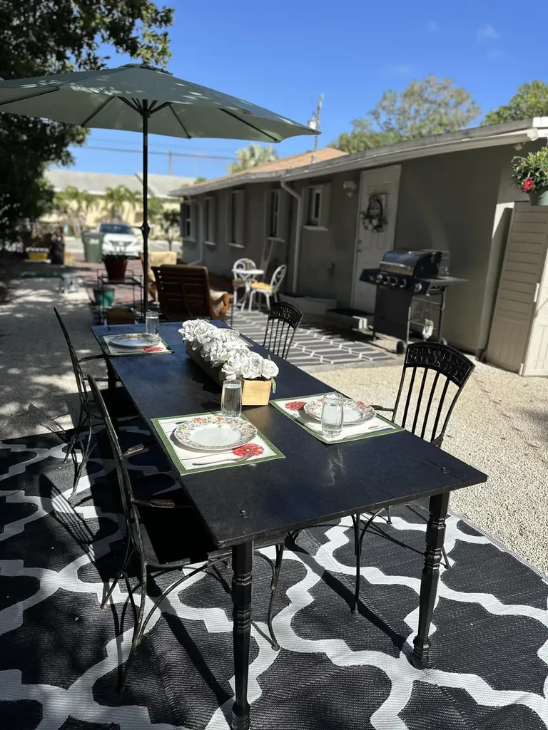 336 SW 5th Avenue Delray Beach FL 33444
