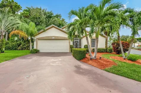 328 Hammocks Trail Greenacres FL 33413