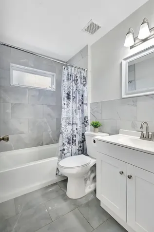 328 Hammocks Trail Greenacres FL 33413