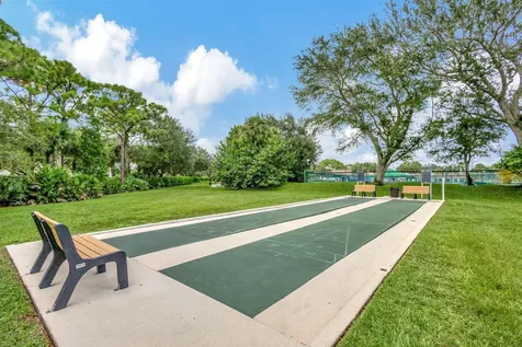 328 Hammocks Trail Greenacres FL 33413