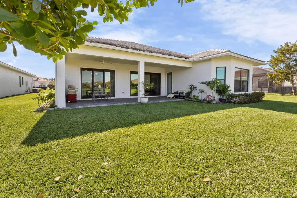 5353 Siesta Key Lane Westlake FL 33470