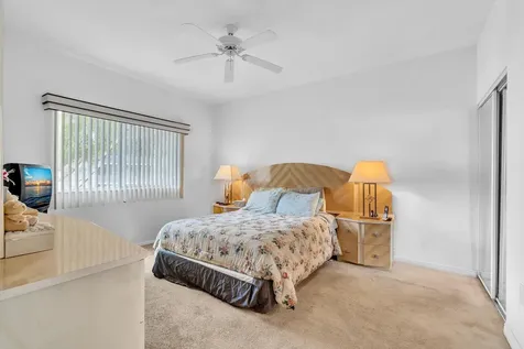 7623 Southampton Terrace Tamarac FL 33321