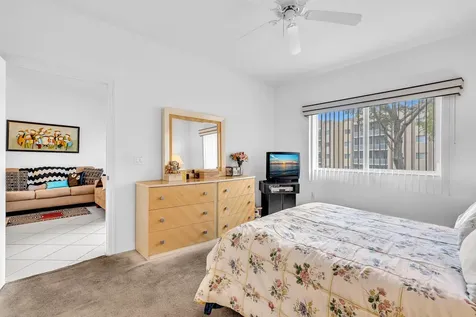 7623 Southampton Terrace Tamarac FL 33321