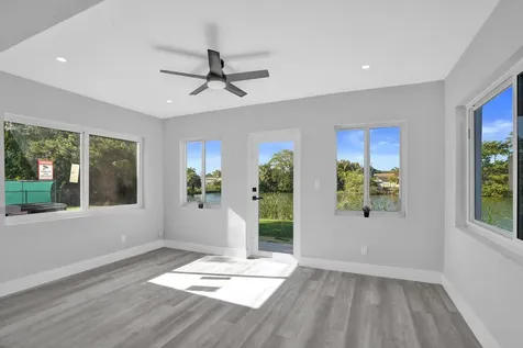 3271 NW 17th Street Lauderhill FL 33311
