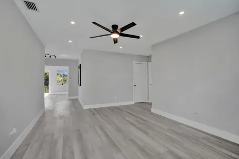 3271 NW 17th Street Lauderhill FL 33311