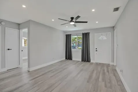 3271 NW 17th Street Lauderhill FL 33311