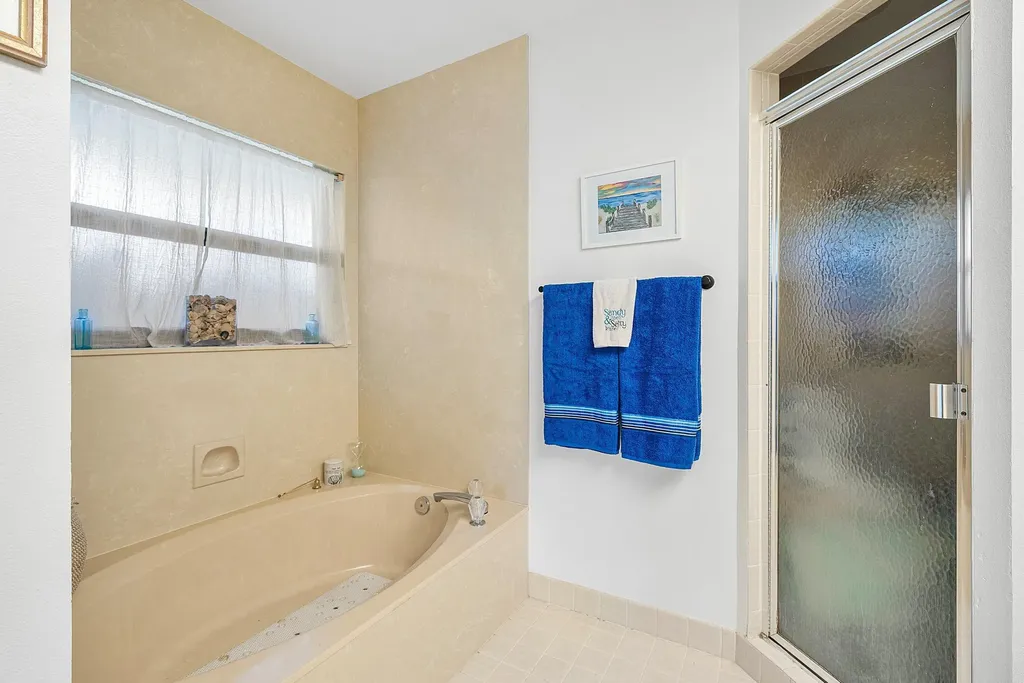 5664 Willow Creek Court Delray Beach FL 33484