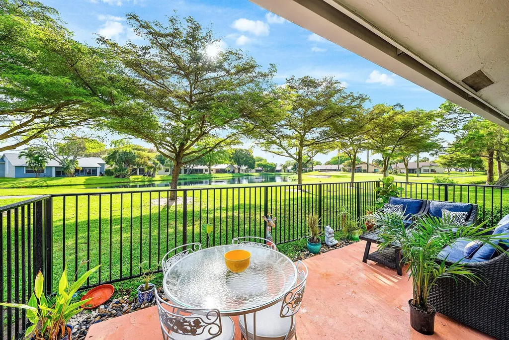 5664 Willow Creek Court Delray Beach FL 33484