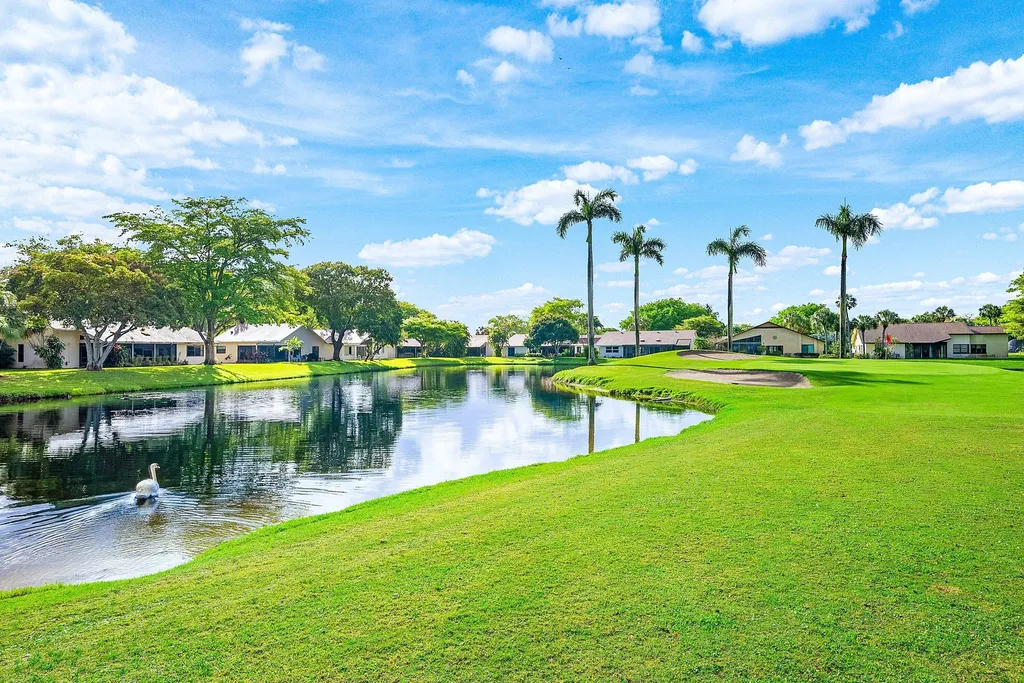 5664 Willow Creek Court Delray Beach FL 33484