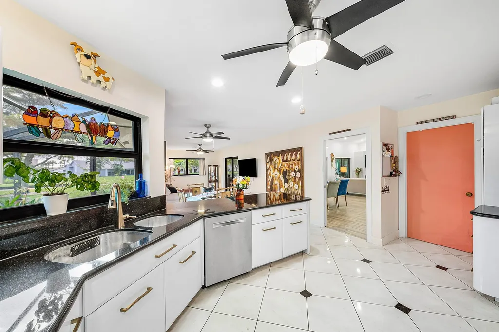 5664 Willow Creek Court Delray Beach FL 33484