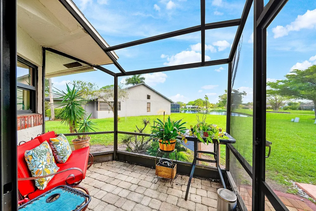 5664 Willow Creek Court Delray Beach FL 33484