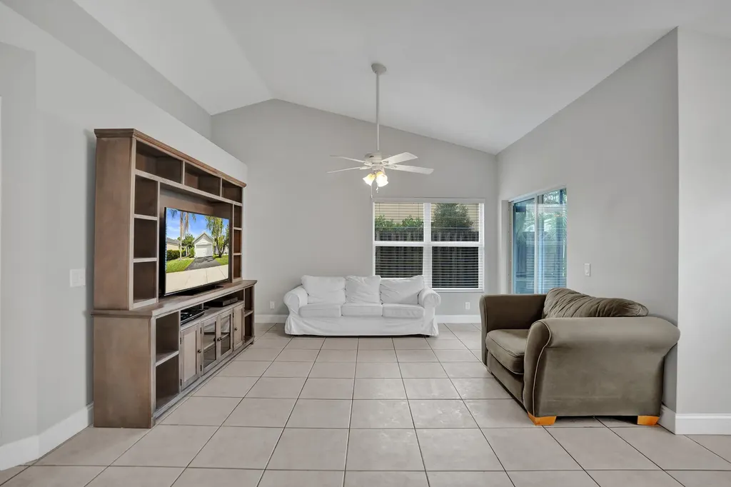 2702 Arborwood Road Davie FL 33328