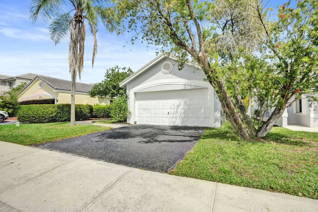 2702 Arborwood Road Davie FL 33328
