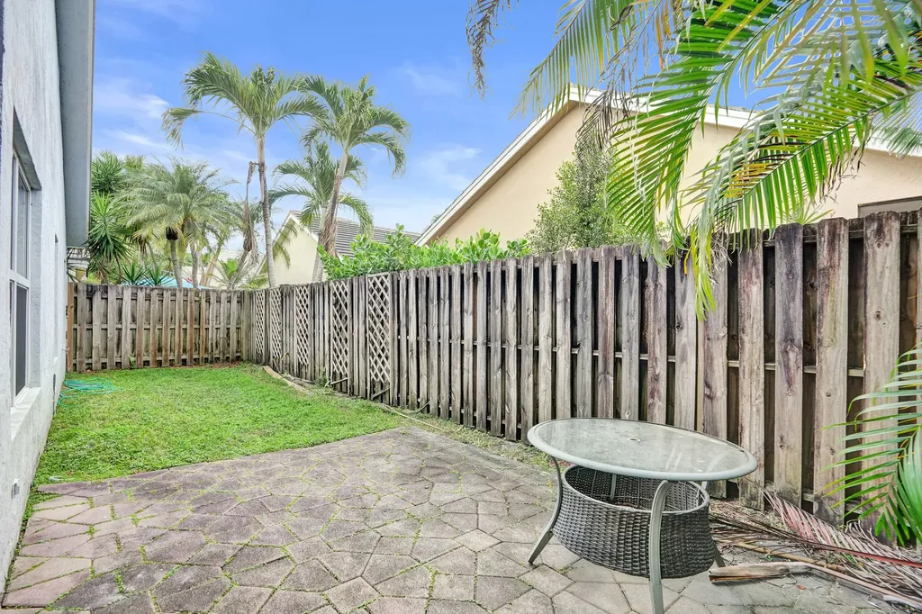 2702 Arborwood Road Davie FL 33328
