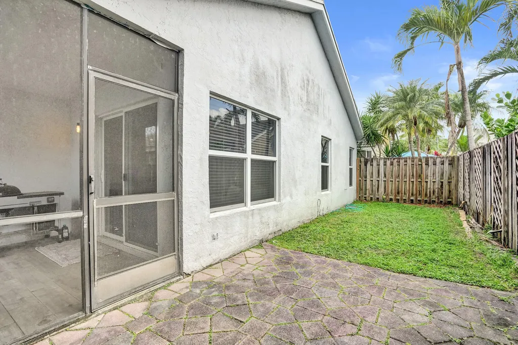 2702 Arborwood Road Davie FL 33328
