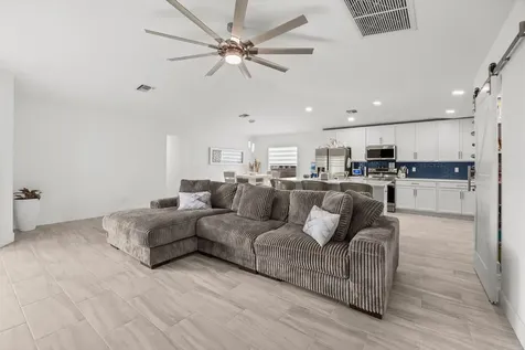 8607 SW 7th Lane Okeechobee FL 34974