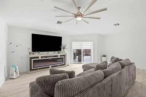 8607 SW 7th Lane Okeechobee FL 34974