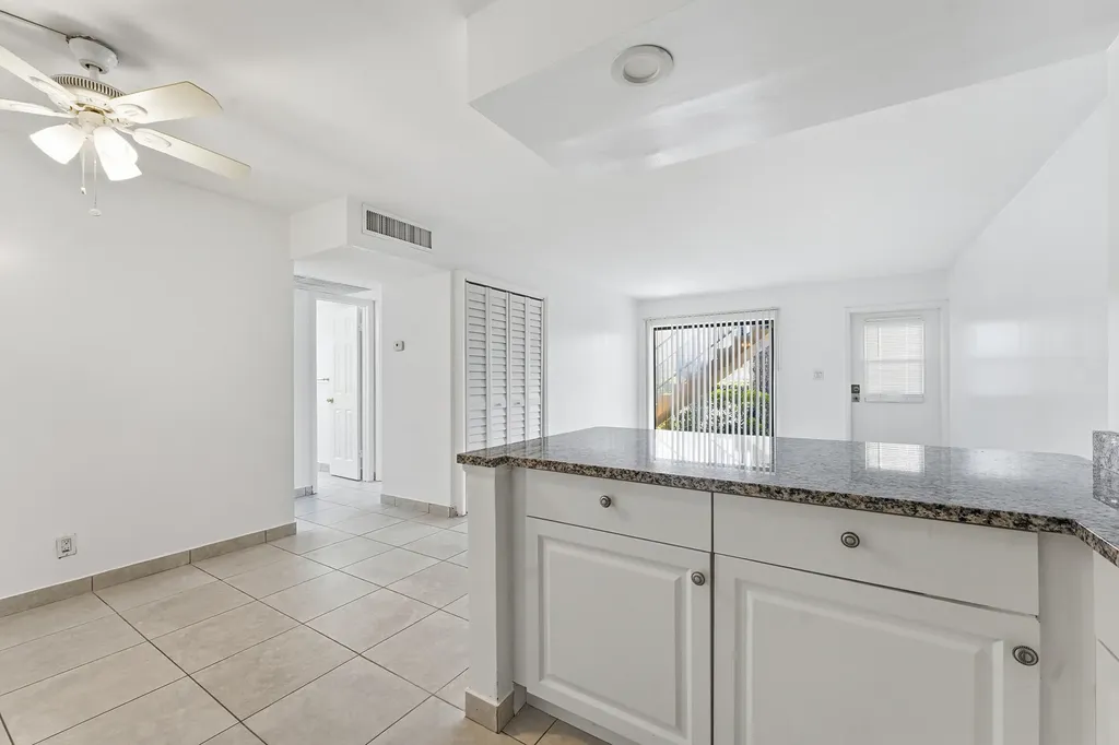 2671 Riverside Drive Coral Springs FL 33065