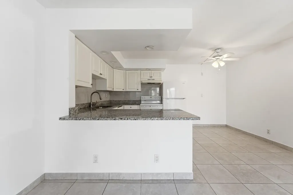 2671 Riverside Drive Coral Springs FL 33065