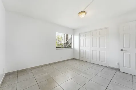 2671 Riverside Drive Coral Springs FL 33065