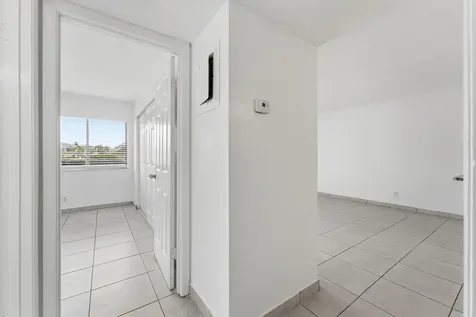 2671 Riverside Drive Coral Springs FL 33065