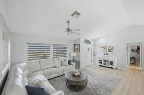 5754 NW Jigsaw Lane Port St Lucie FL 34986